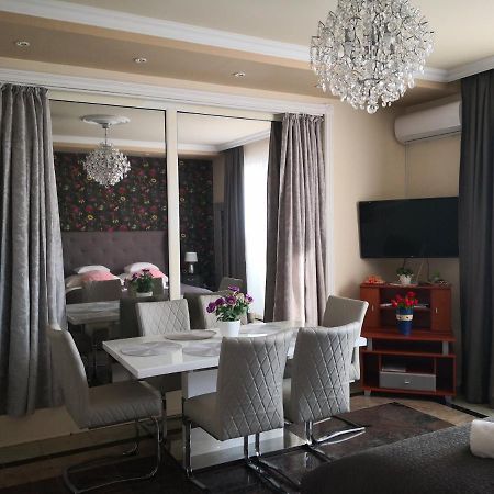 Kupola Apartman Szeged Buitenkant foto