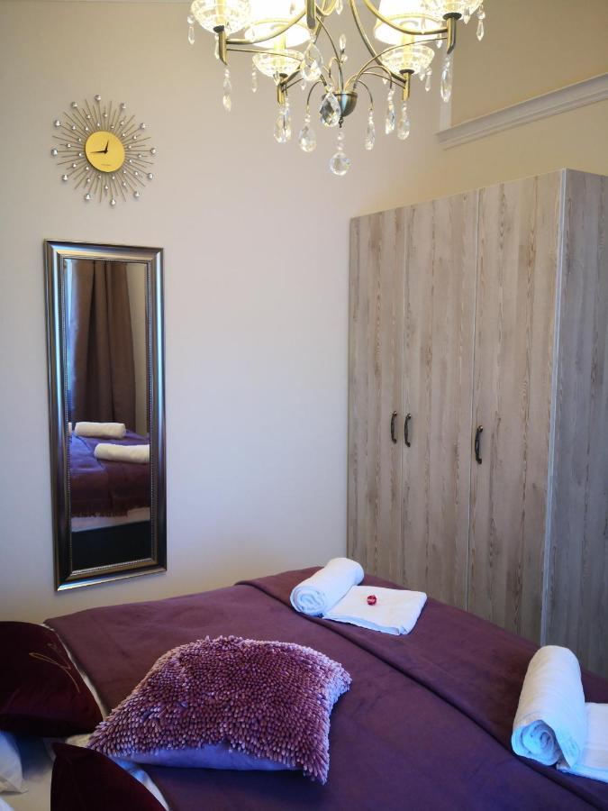 Kupola Apartman Szeged Buitenkant foto