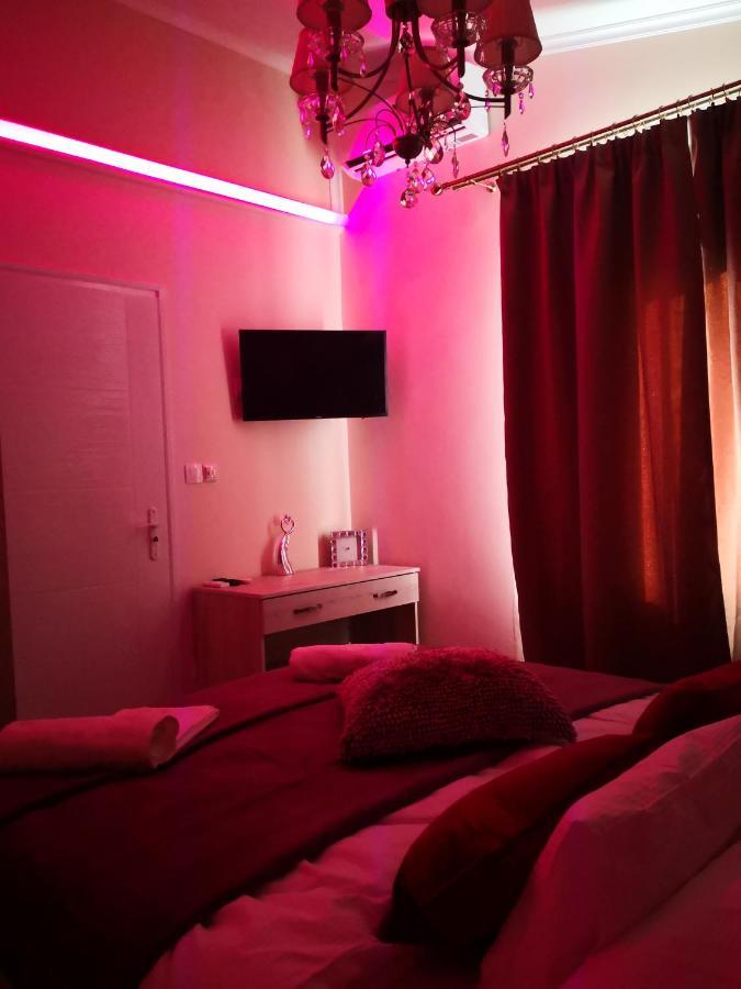 Kupola Apartman Szeged Buitenkant foto